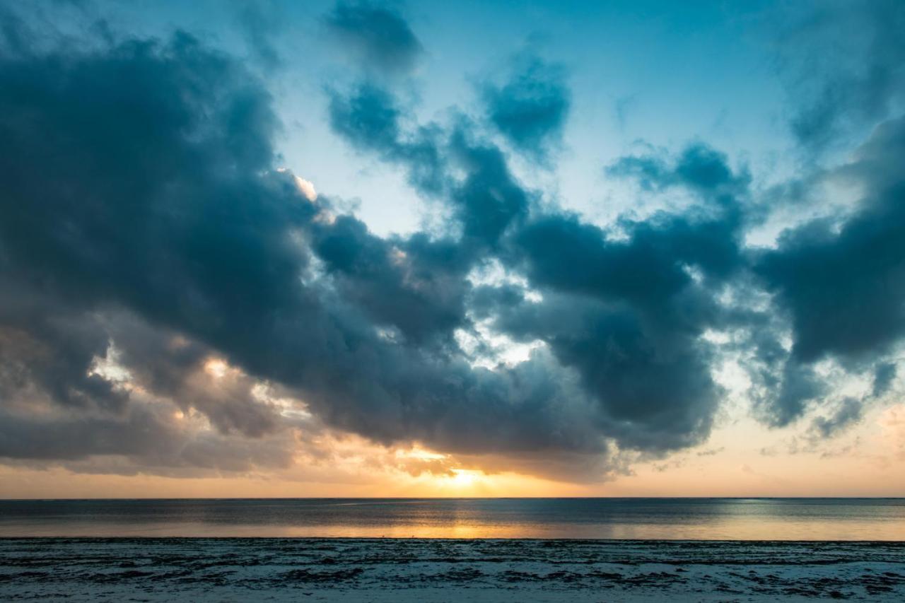 Uroa Beach Lodge Buitenkant foto
