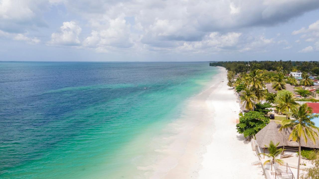 Uroa Beach Lodge Buitenkant foto